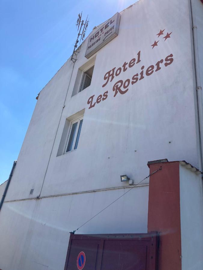 Hotel Les Rosiers Ла-Рошель Экстерьер фото