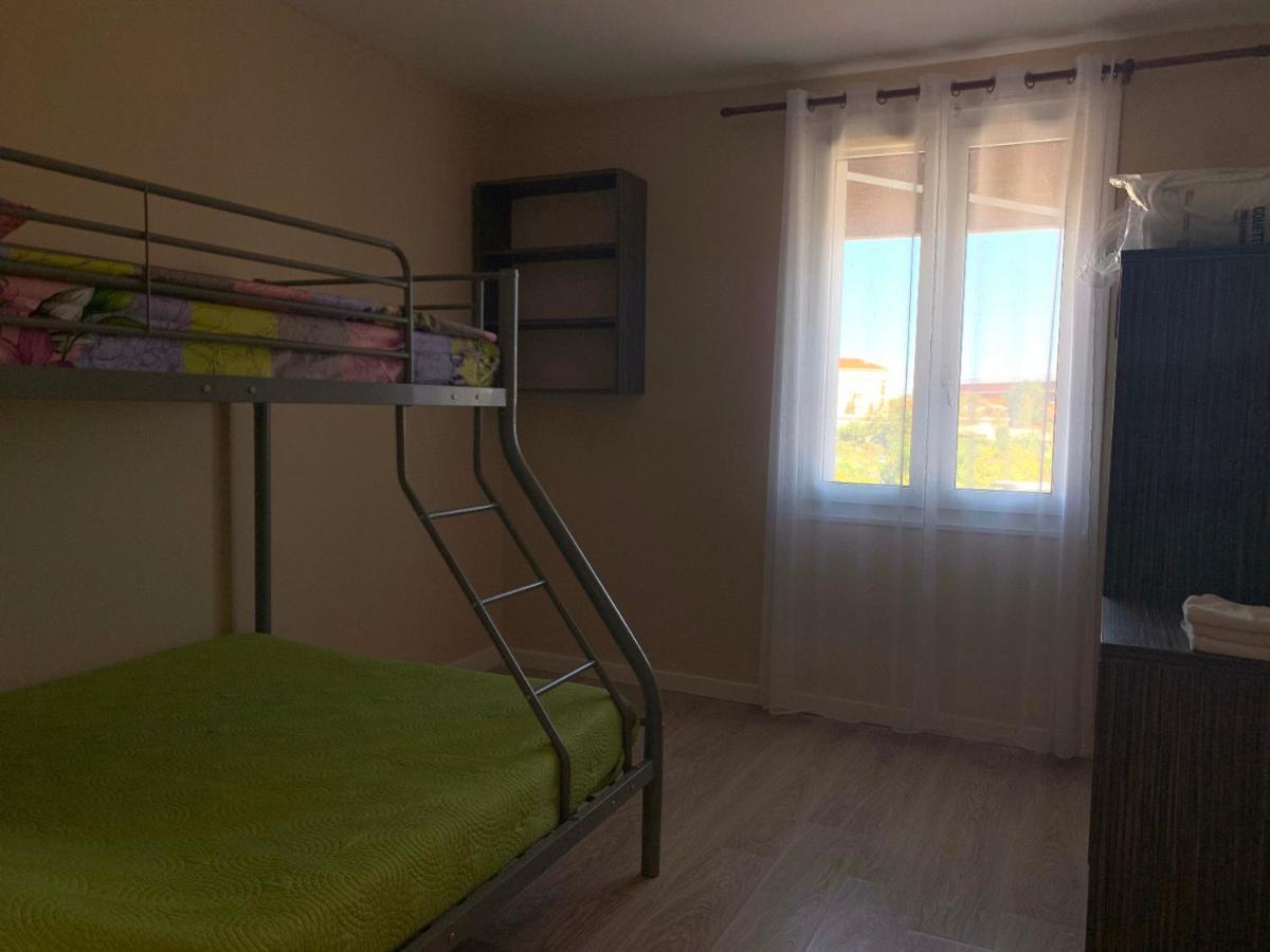 Hotel Les Rosiers Ла-Рошель Экстерьер фото