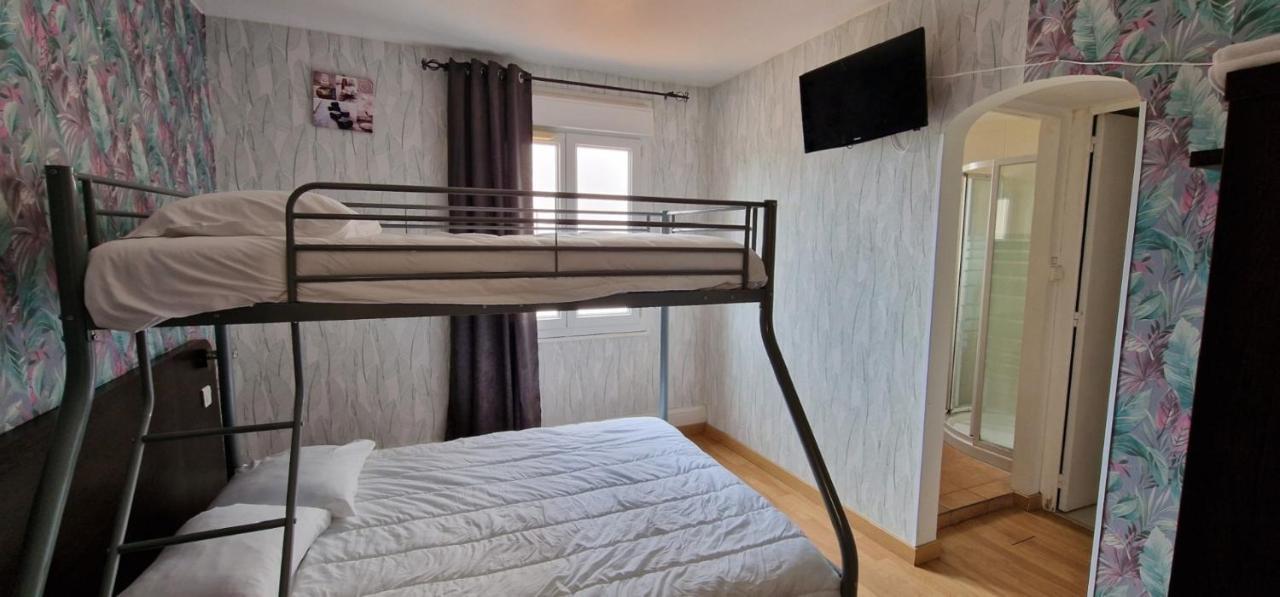 Hotel Les Rosiers Ла-Рошель Экстерьер фото