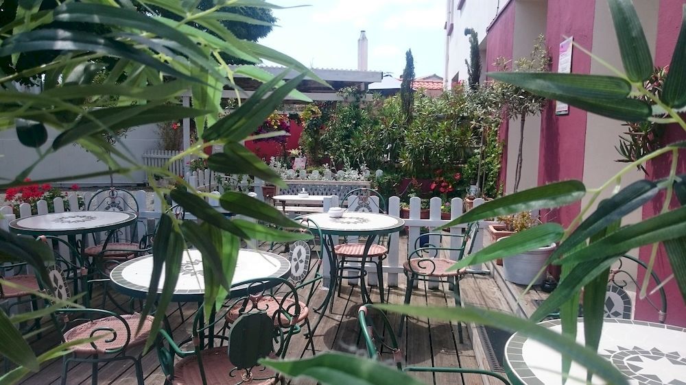 Hotel Les Rosiers Ла-Рошель Экстерьер фото